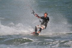 05 Brother France Nov 2007.jpg