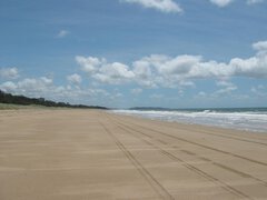 Yeppoon Beach 3-3-09 001_1280x960.jpg